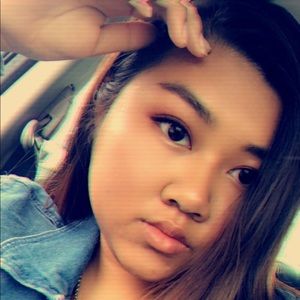 Meet your Posher, Nikki